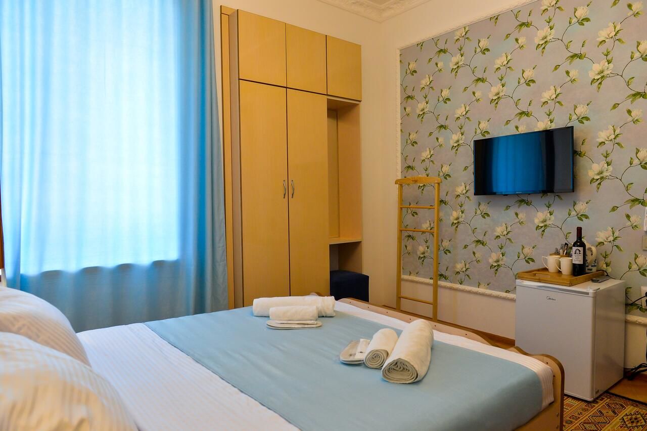 Отель Sanapiro Hotel Кутаиси